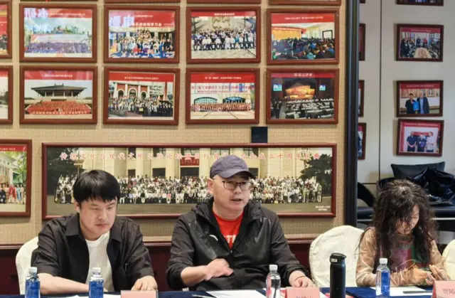 儿童电影《黑犬》剧本研讨会在京举行,聚焦草原传说与儿童心理表达 现场图 儿童电影《黑犬》剧本研讨会在京举行,聚焦草原传说与儿童心理表达 现场图